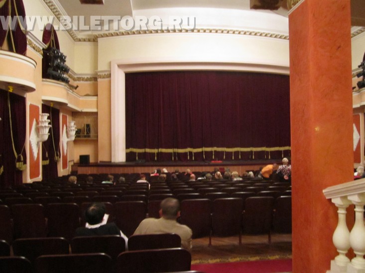 Театр ромен фото зала с местами